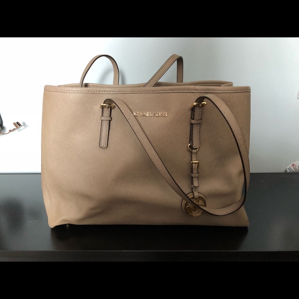 Michael Kors purse